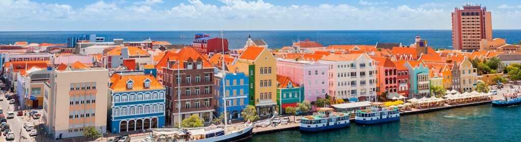 Curacao Gambling License & GCB Approval for online casino operators Hero Image