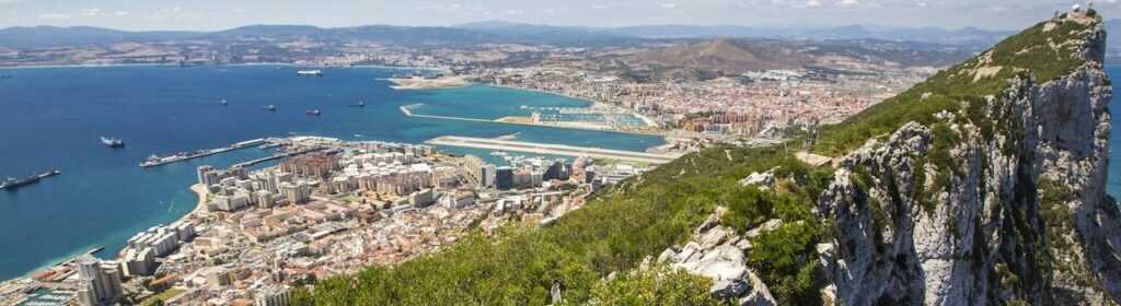 Инвестиционная лицензия в Гибралтаре Hero Image